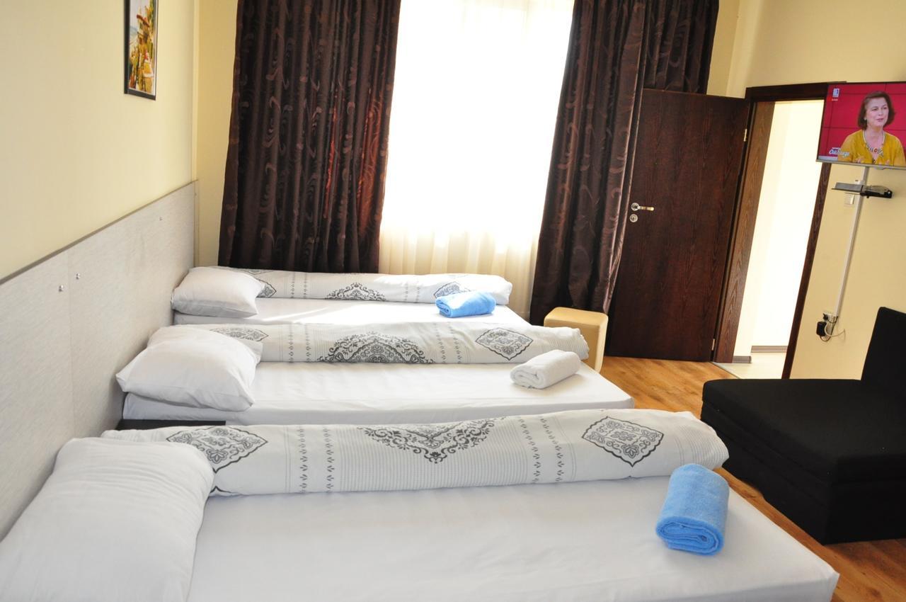 Guest Rooms Simona Opanets Eksteriør billede