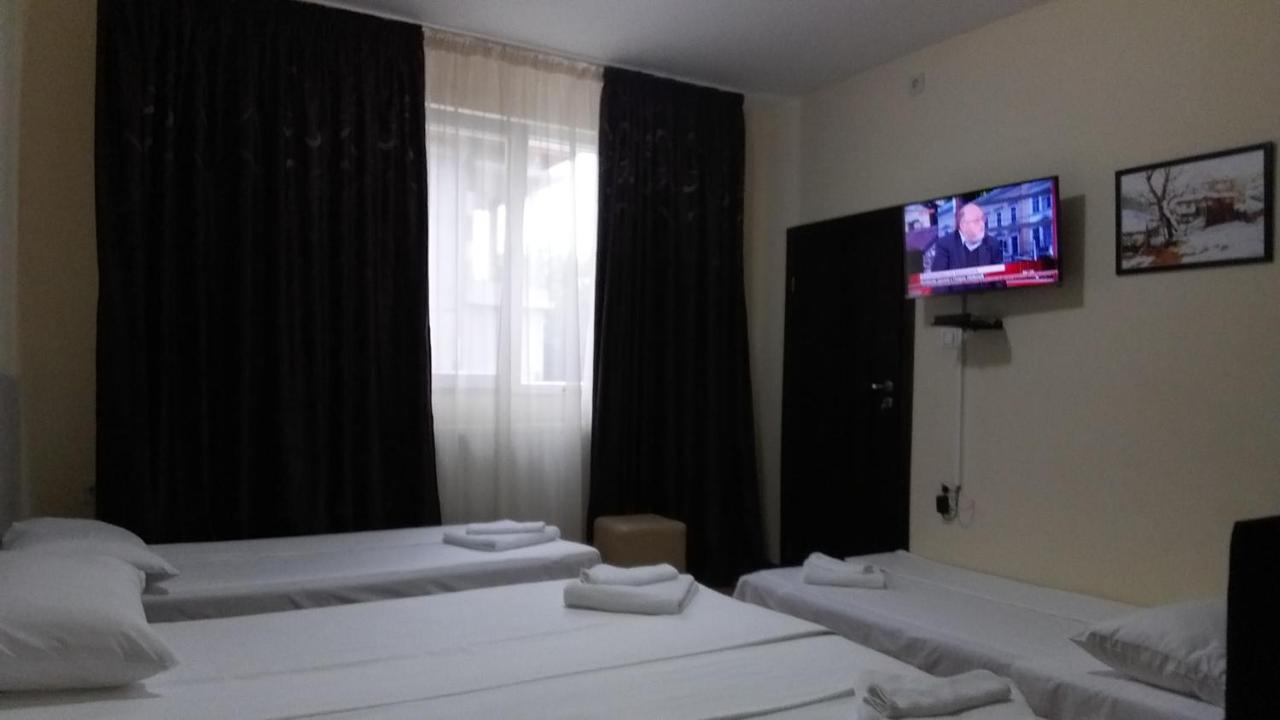 Guest Rooms Simona Opanets Eksteriør billede